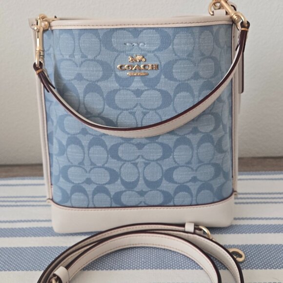 COACH CH230 - MOLLIE BUCKET BAG IN SIGNATURE CHAMBRAY SILVER/CORNFLOWER MULTI - Picture 1 of 5
